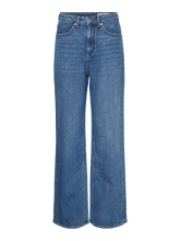 Load image into Gallery viewer, VMTESSA Jeans - Medium Blue Denim
