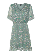 Load image into Gallery viewer, VMSMILLA Dress - Laurel Wreath
