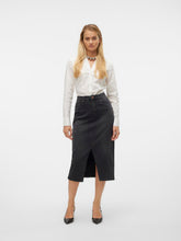 Load image into Gallery viewer, VMVERI Long Skirt - Black
