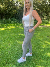 Load image into Gallery viewer, VMMAYA Pants - Black

