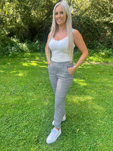 Load image into Gallery viewer, VMMAYA Pants - Black
