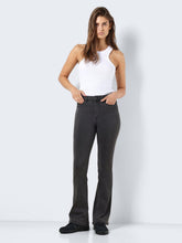 Load image into Gallery viewer, NMSALLIE Jeans - Dark Grey Denim
