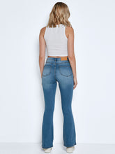 Load image into Gallery viewer, NMSALLIE Jeans - Light Blue Denim
