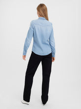 Load image into Gallery viewer, VMMARIA Shirts - Light Blue Denim
