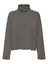 Load image into Gallery viewer, VMFIONA Pullover - Black
