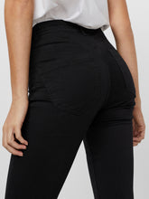 Load image into Gallery viewer, VMSOPHIA Jeans - Black

