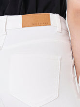 Load image into Gallery viewer, NMCALLIE Jeans - Bright White
