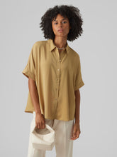 Load image into Gallery viewer, VMKATRINE Shirts - Khaki
