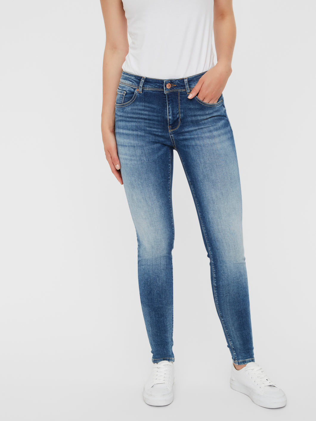 VMLUX Jeans - Medium Blue Denim