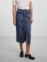 Load image into Gallery viewer, PCJESSIE Skirt - Medium Blue Denim
