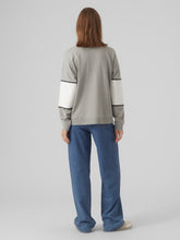 Load image into Gallery viewer, VMSARAH Sweat - Light Grey Melange
