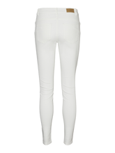 Load image into Gallery viewer, VMALIA Jeans - Bright White
