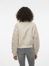 Load image into Gallery viewer, VMZULA Jacket - Oatmeal
