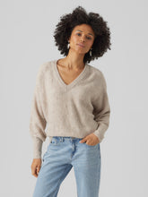 Load image into Gallery viewer, VMEMERALD Pullover - Birch
