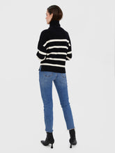 Load image into Gallery viewer, VMSABA Pullover - Black
