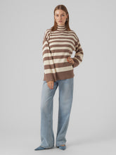 Load image into Gallery viewer, VMHERMOSA Pullover - Brown Lentil
