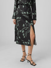 Load image into Gallery viewer, VMMARTA Skirt - Black
